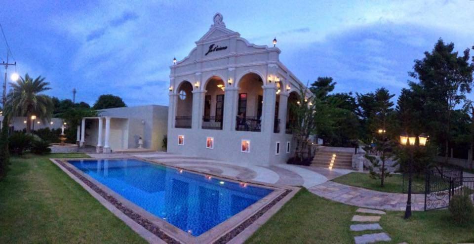 Je T'Aime Cafe & Villa Синг Бури Екстериор снимка