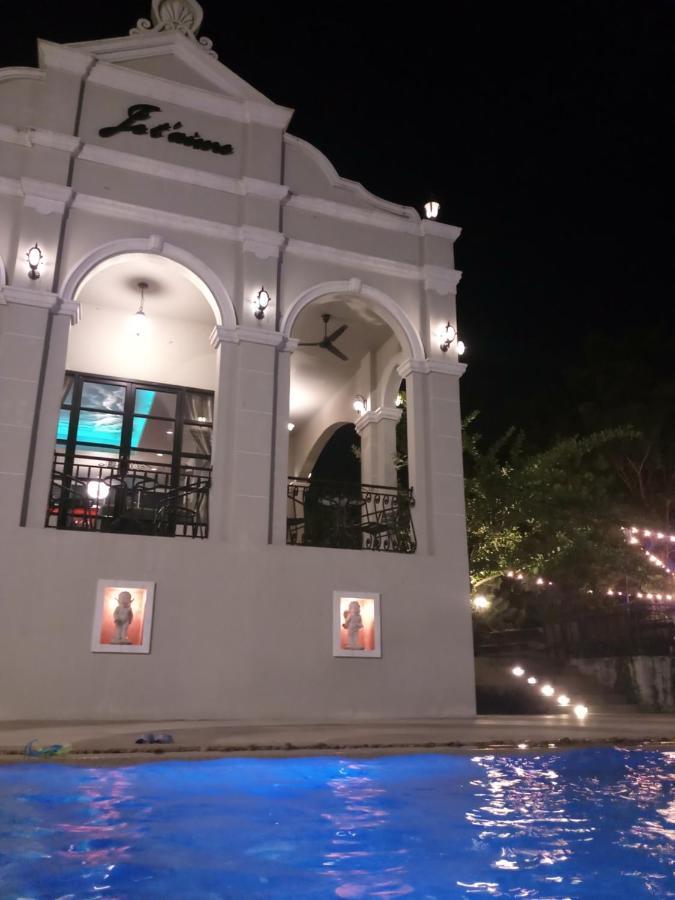 Je T'Aime Cafe & Villa Синг Бури Екстериор снимка
